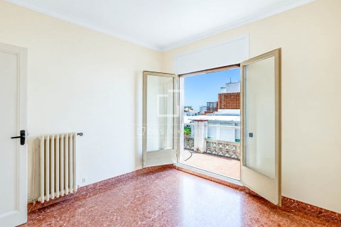 Villa de 4 dormitorios en venta en Sitges, Barcelona, Cataluña, Spain № 8655 - foto 10