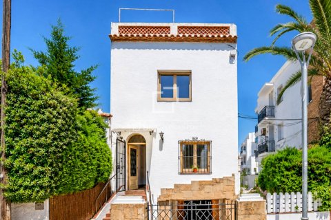 Villa de 4 dormitorios en venta en Sitges, Barcelona, Cataluña, Spain № 8655