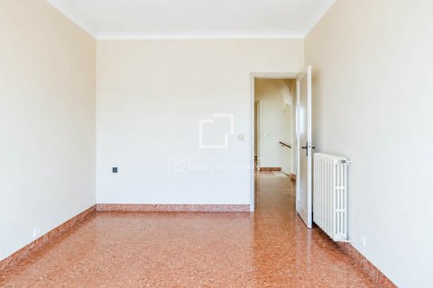 Villa de 4 dormitorios en venta en Sitges, Barcelona, Cataluña, Spain № 8655 - foto 28