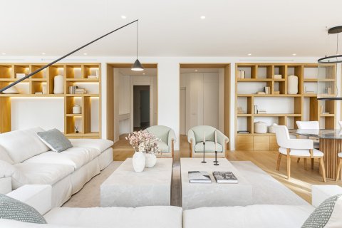 5 bedrooms apartment for sale in Pedralbes, Barcelona, Catalonia, Spain № 1128 - photo 3