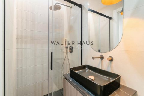 4 bedrooms apartment for sale in Eixample, Barcelona, Catalonia, Spain № 2227 - photo 16