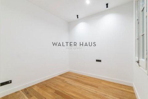 4 bedrooms apartment for sale in Eixample, Barcelona, Catalonia, Spain № 2227 - photo 20
