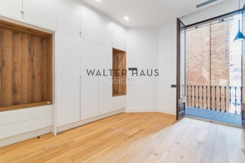 4 bedrooms apartment for sale in Eixample, Barcelona, Catalonia, Spain № 2227 - photo 25