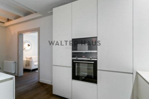 Apartamento de 3 dormitorios en venta en Eixample, Barcelona, Cataluña, Spain № 2232 - foto 29