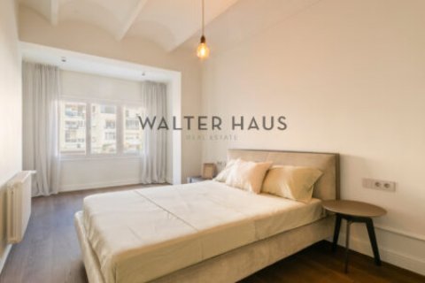 Apartamento de 3 dormitorios en venta en Eixample, Barcelona, Cataluña, Spain № 2232 - foto 14