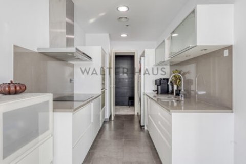 Apartamento de 3 dormitorios en venta en Sant Martí, Barcelona, Cataluña, Spain № 2229 - foto 23