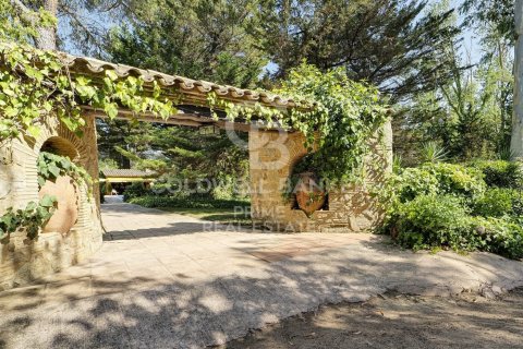 Сasa de 5 dormitorios en venta en Caldes de Malavella, Gerona, Cataluña, Spain № 5590 - foto 17