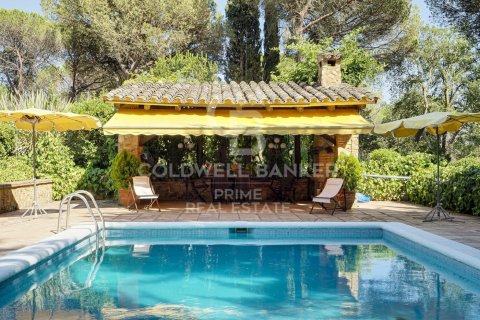 Сasa de 5 dormitorios en venta en Caldes de Malavella, Gerona, Cataluña, Spain № 5590 - foto 2
