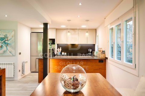 Apartamento de 3 dormitorios en venta en Gerona, Cataluña, Spain № 5594 - foto 9