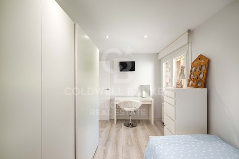 Apartamento de 3 dormitorios en venta en Gerona, Cataluña, Spain № 5594 - foto 17