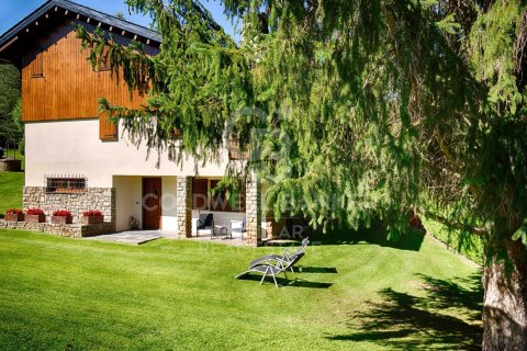 Apartamento de 3 dormitorios en venta en Gerona, Cataluña, Spain № 5594