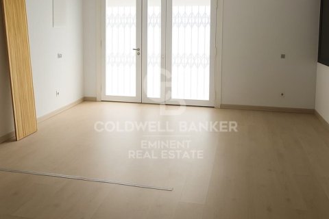 Купить коммерческую недвижимость в Барселона, Испания 400м², № 5591 - фото 2
