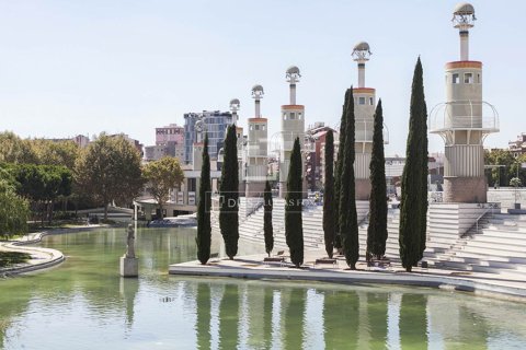 2 bedrooms apartment for sale in Barcelona, Catalonia, Spain № 4294 - photo 12