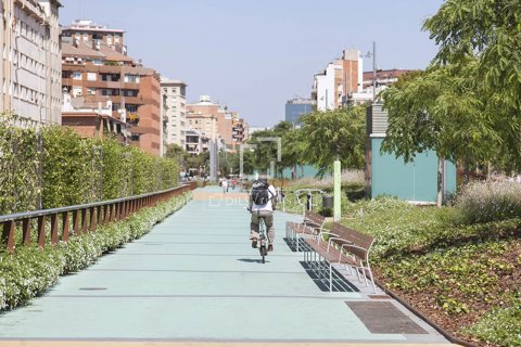 2 bedrooms apartment for sale in Barcelona, Catalonia, Spain № 4294 - photo 9