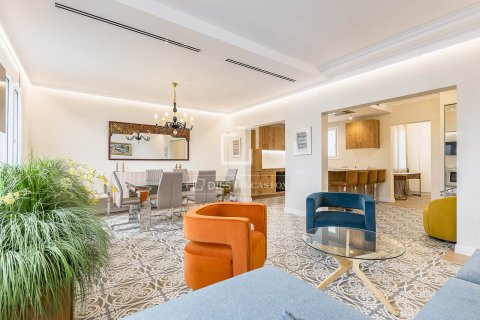 4 bedrooms apartment for sale in Barcelona, Catalonia, Spain № 4295