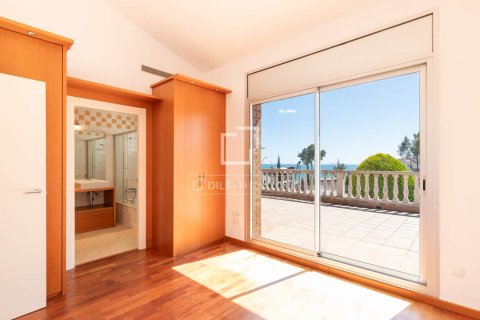 5 bedrooms villa for sale in Castelldefels, Barcelona, Catalonia, Spain № 4293 - photo 25