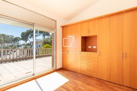 5 bedrooms villa for sale in Castelldefels, Barcelona, Catalonia, Spain № 4293 - photo 24