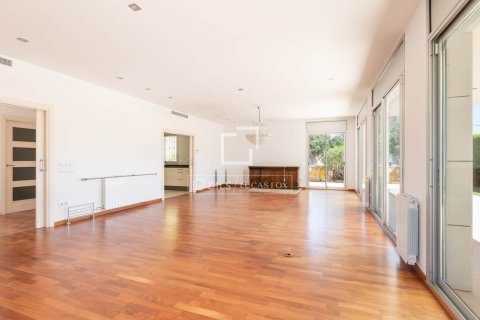 5 bedrooms villa for sale in Castelldefels, Barcelona, Catalonia, Spain № 4293 - photo 10