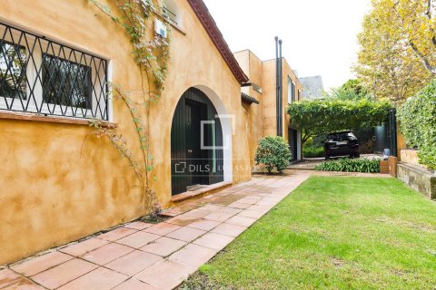 5 bedrooms villa for sale in Sant Cugat Del Valles, Barcelona, Catalonia, Spain № 4292 - photo 25