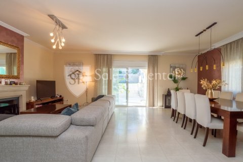 Сasa de 4 dormitorios en venta en Calonge, Gerona, Cataluña, Spain № 6689 - foto 14
