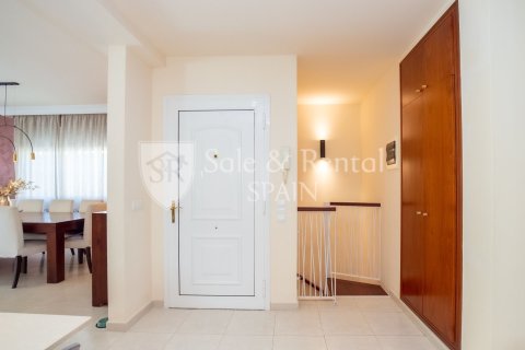Сasa de 4 dormitorios en venta en Calonge, Gerona, Cataluña, Spain № 6689 - foto 29