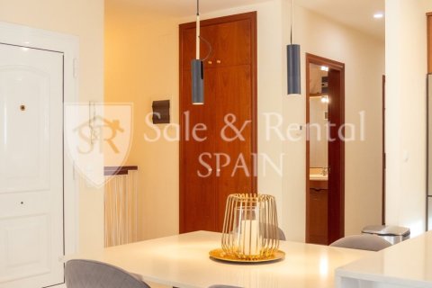 Сasa de 4 dormitorios en venta en Calonge, Gerona, Cataluña, Spain № 6689 - foto 8