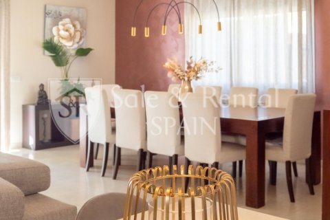 Сasa de 4 dormitorios en venta en Calonge, Gerona, Cataluña, Spain № 6689 - foto 12