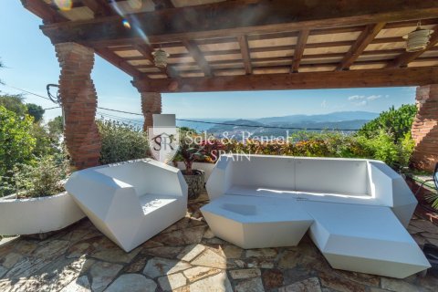 Parcela de 1007 m² en venta en Lloret de Mar, Gerona, Cataluña, Spain № 6684 - foto 4