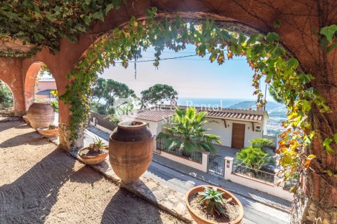 Parcela de 1007 m² en venta en Lloret de Mar, Gerona, Cataluña, Spain № 6684 - foto 9