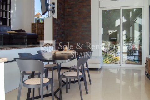 Сasa de 6 dormitorios en venta en Lloret de Mar, Gerona, Cataluña, Spain № 6685 - foto 16