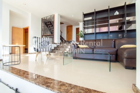 Сasa de 6 dormitorios en venta en Lloret de Mar, Gerona, Cataluña, Spain № 6685 - foto 13