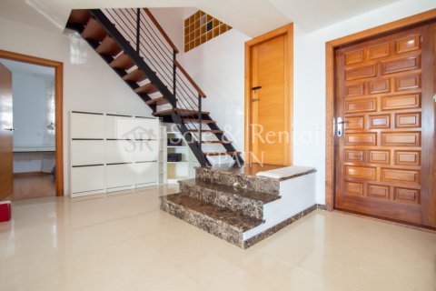 Сasa de 6 dormitorios en venta en Lloret de Mar, Gerona, Cataluña, Spain № 6685 - foto 3
