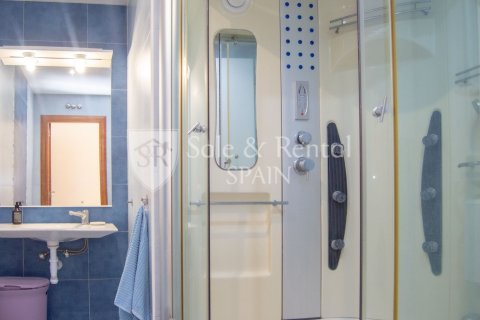 Сasa de 6 dormitorios en venta en Lloret de Mar, Gerona, Cataluña, Spain № 6685 - foto 30