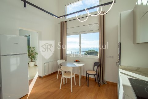 Сasa de 6 dormitorios en venta en Lloret de Mar, Gerona, Cataluña, Spain № 6685 - foto 27