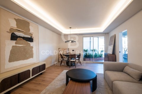 3 bedrooms apartment for sale in Barcelona, Catalonia, Spain № 5542