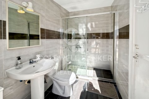Сasa de 4 dormitorios en venta en Empuriabrava, Gerona, Cataluña, Spain № 5540 - foto 20