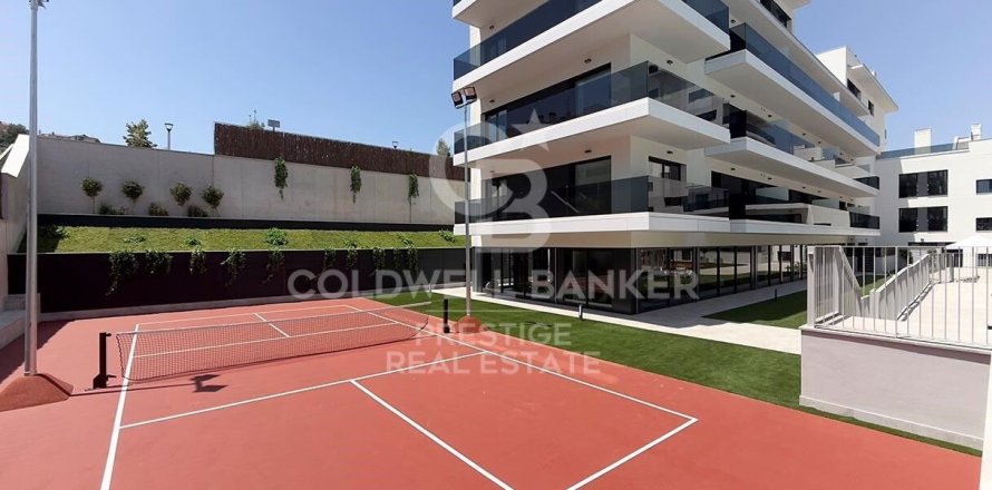 Ático de 3 dormitorios en venta en Sant Boi de Llobregat, Barcelona, Cataluña, Spain № 5539