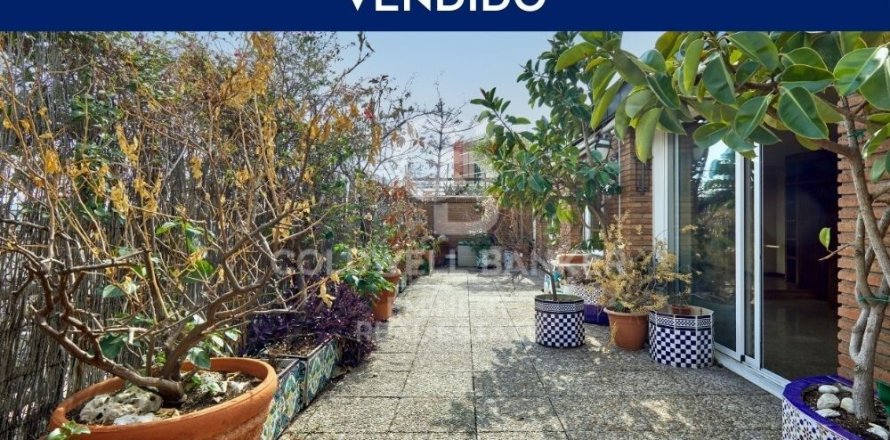 Ático de 4 dormitorios en venta en Barcelona, Cataluña, Spain № 5544