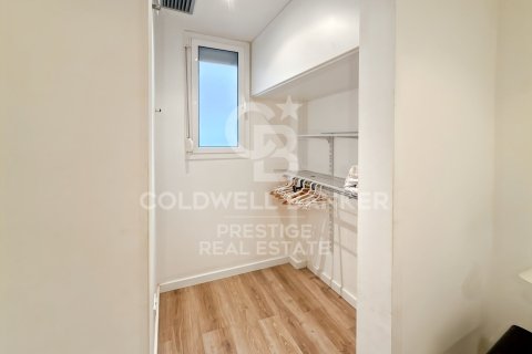 Apartamento de 1 dormitorio en venta en Barcelona, Cataluña, Spain № 5543 - foto 17