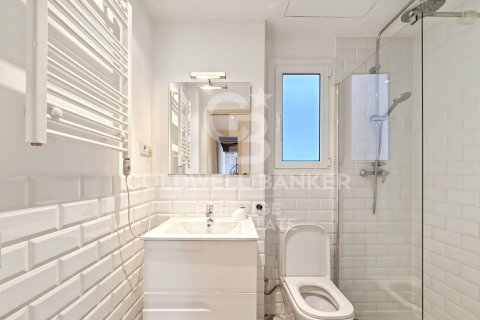 Apartamento de 1 dormitorio en venta en Barcelona, Cataluña, Spain № 5543 - foto 19