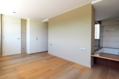 Villa de 6 dormitorios en venta en Sant Cugat del Vallès, Barcelona, Cataluña, Spain № 1222 - foto 10