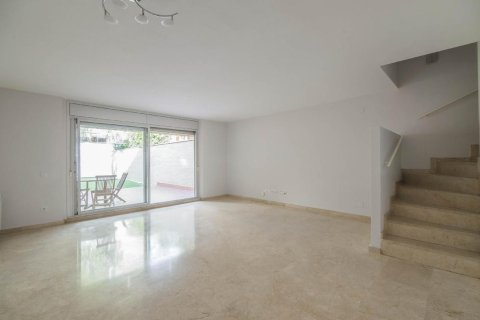 Dúplex de 3 dormitorios en venta en Diagonal Mar, Barcelona, Cataluña, Spain № 1227 - foto 26