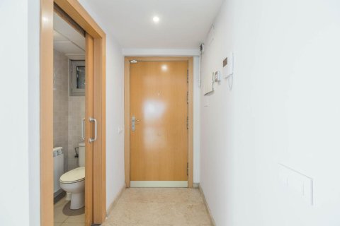 Dúplex de 3 dormitorios en venta en Diagonal Mar, Barcelona, Cataluña, Spain № 1227 - foto 16