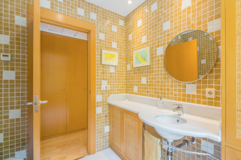 Купить квартиру в Эшампле, Испания с 2 спальни, 117м², № 1223 - фото 24