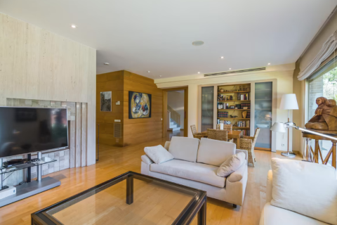 Купить квартиру в Эшампле, Испания с 2 спальни, 117м², № 1223 - фото 17