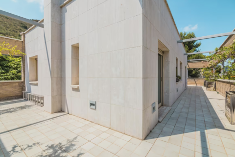 Купить квартиру в Эшампле, Испания с 2 спальни, 117м², № 1223 - фото 7