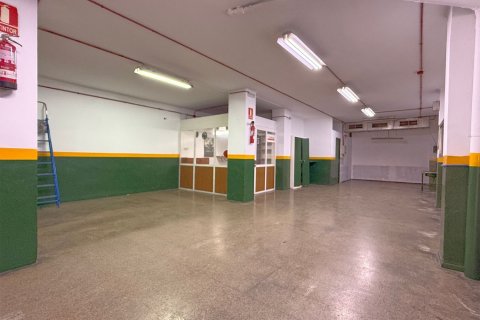 Купить коммерческую недвижимость в Барселона, Испания 222м², № 8912 - фото 19