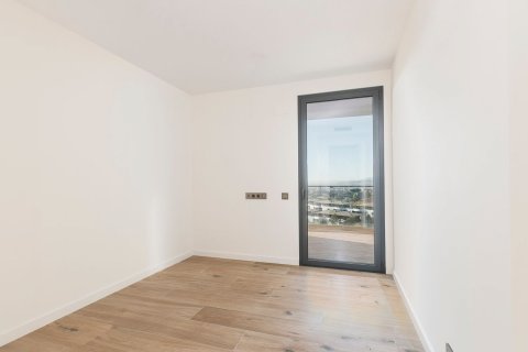 Купить квартиру в Эсплугес-де-Льобрегат, Испания с 5 комнат, 162м², № 8911 - фото 9
