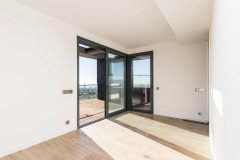 Купить квартиру в Эсплугес-де-Льобрегат, Испания с 5 комнат, 162м², № 8911 - фото 27