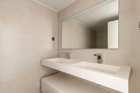 Купить квартиру в Эсплугес-де-Льобрегат, Испания с 5 комнат, 162м², № 8911 - фото 15